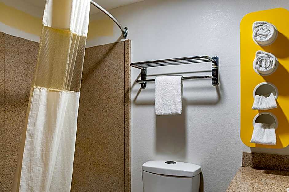 Motel 6-New Orleans, LA - Near Downtown