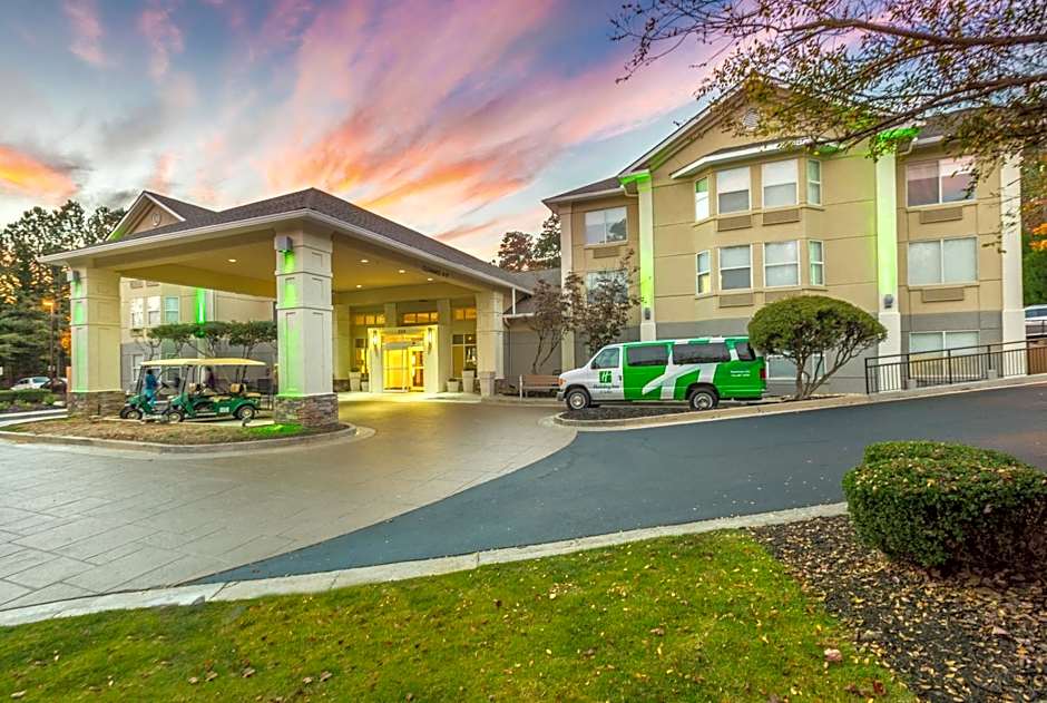 Holiday Inn Hotel and Suites Peachtree City By IHG