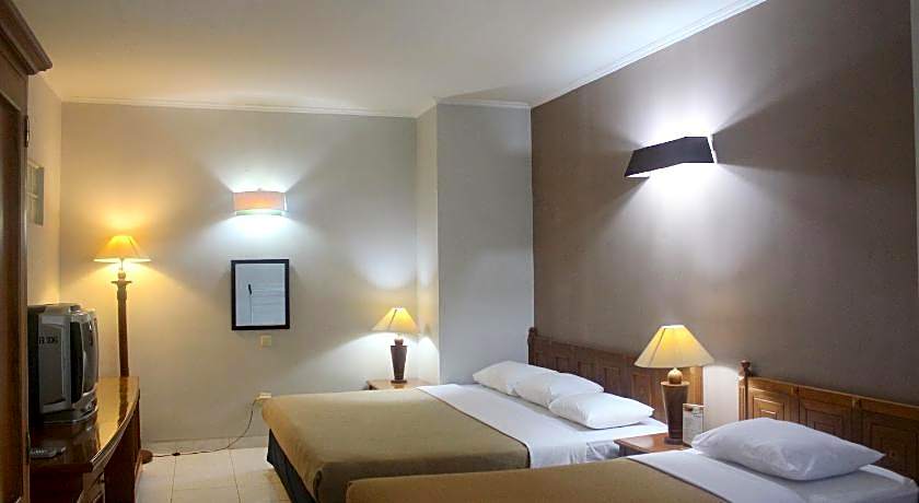 Hotel Winotosastro Garden