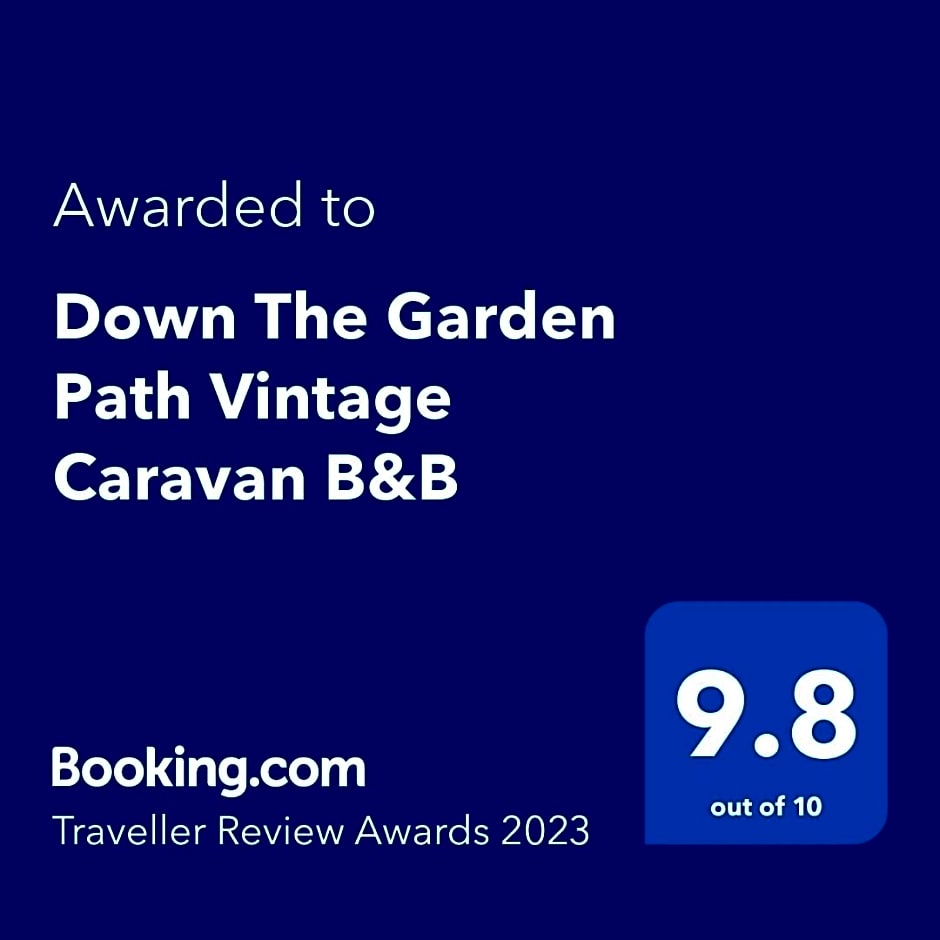 Down The Garden Path Vintage Caravan B&B