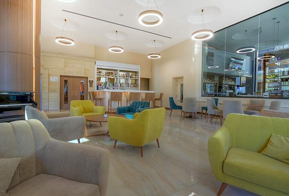 Golden Tulip Vivaldi Hotel