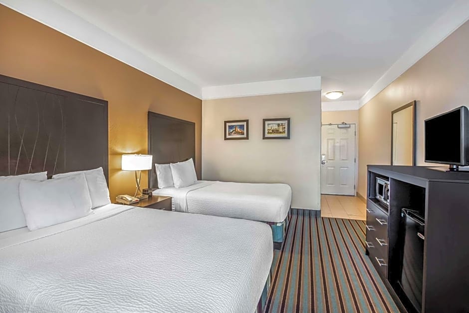 La Quinta by Wyndham Bakersfield North