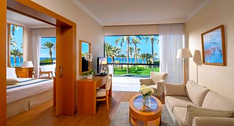 One Bedroom Suite with Seaview