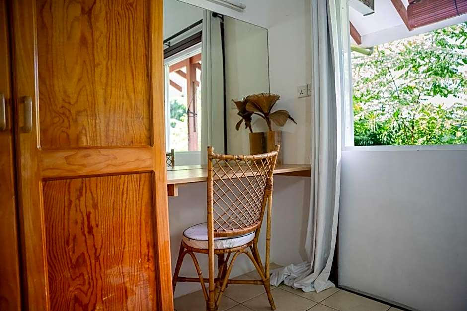 La Residence Villas & Studios