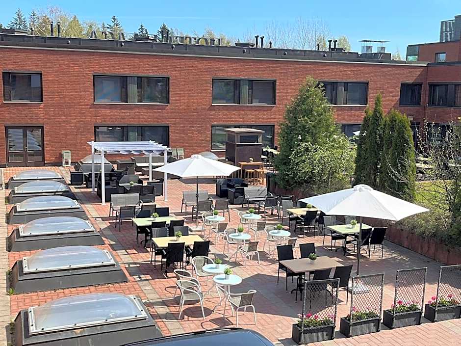 Hotel Haaga Central Park