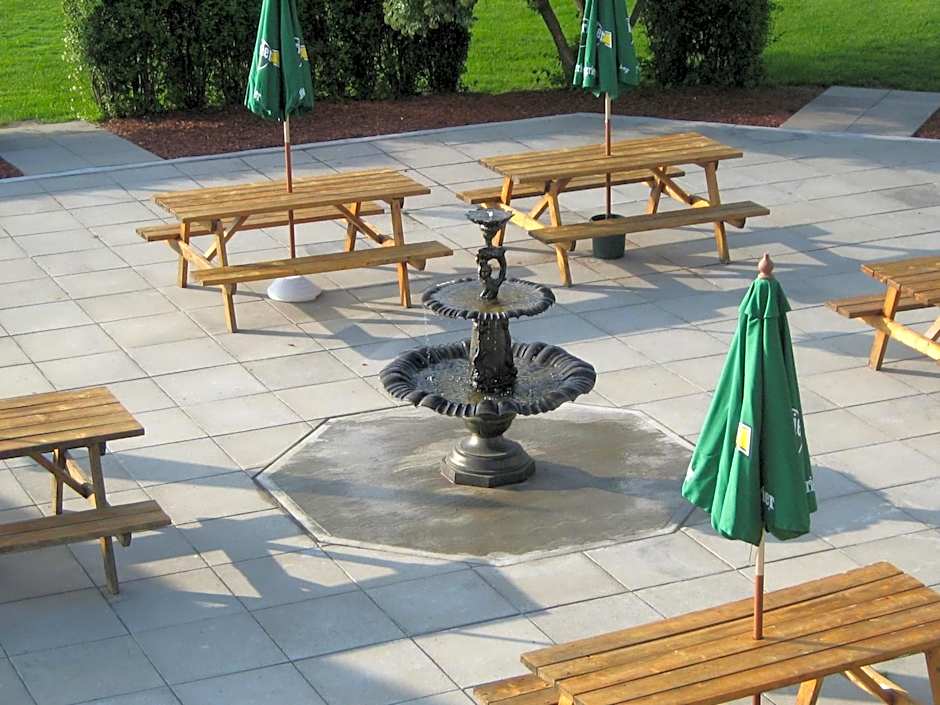 Ramada on the Bay Conference Resort Belleville