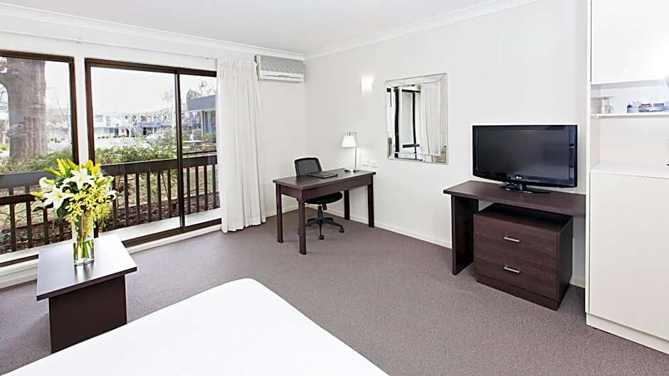 Tall Trees Ainslie Motel