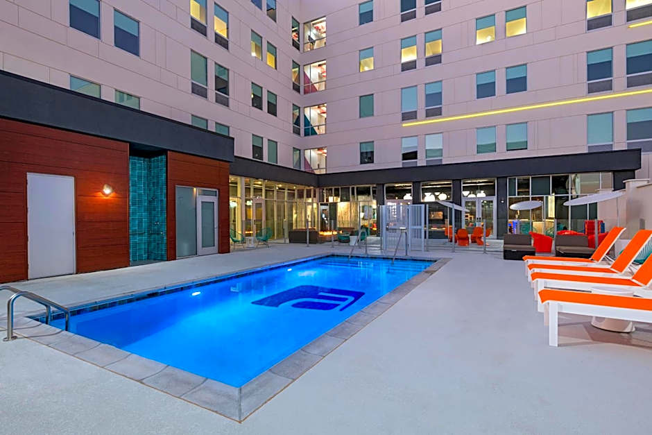 Aloft Waco Downtown