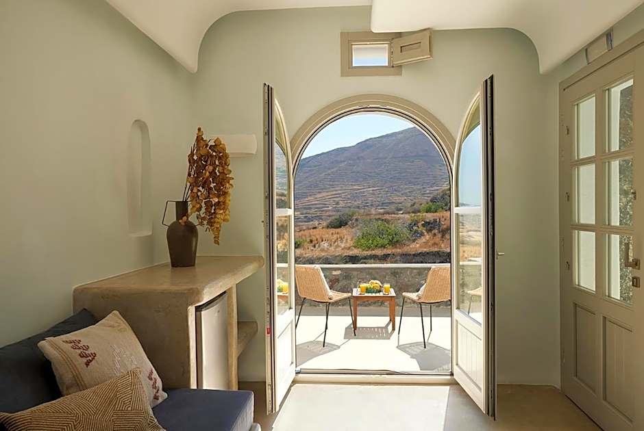 Danae Suites Santorini
