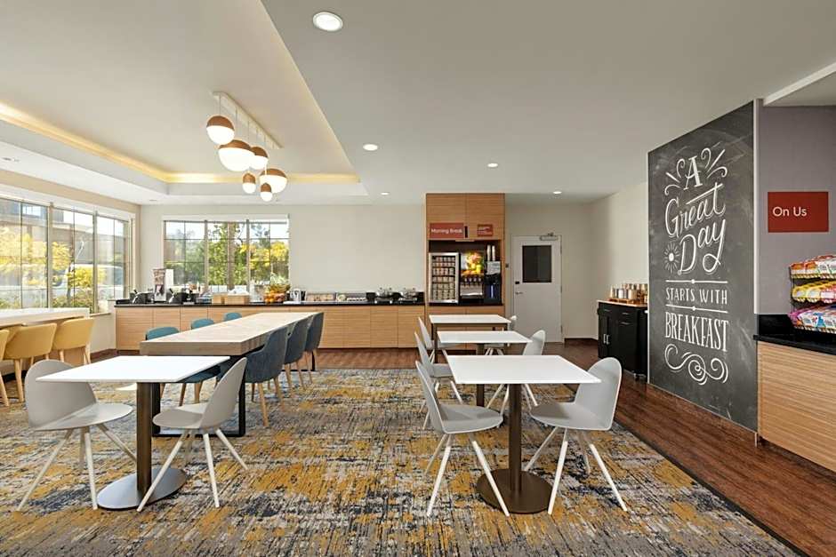 TownePlace Suites by Marriott San Diego Carlsbad/Vista