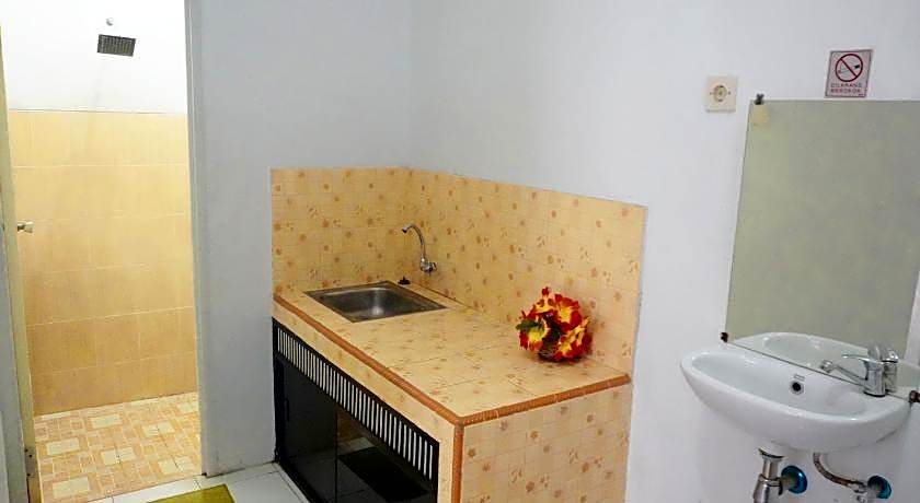 OYO 801 Hansa Homestay