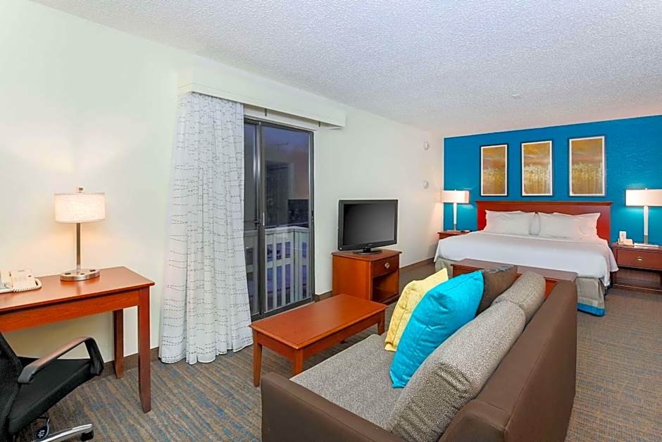 Hawthorn Suites by Wyndham Tinton Falls