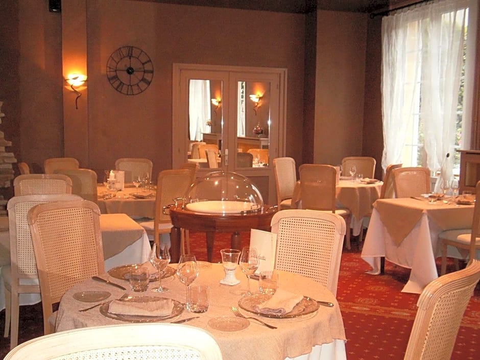 Logis Hôtel les Airelles