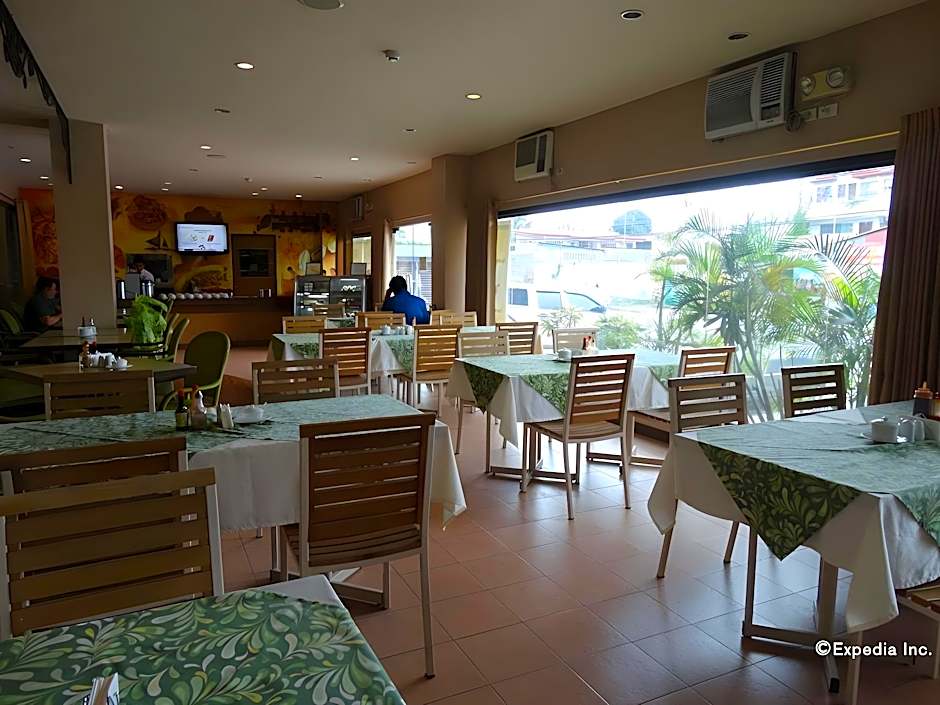 Casa Leticia Business Inn