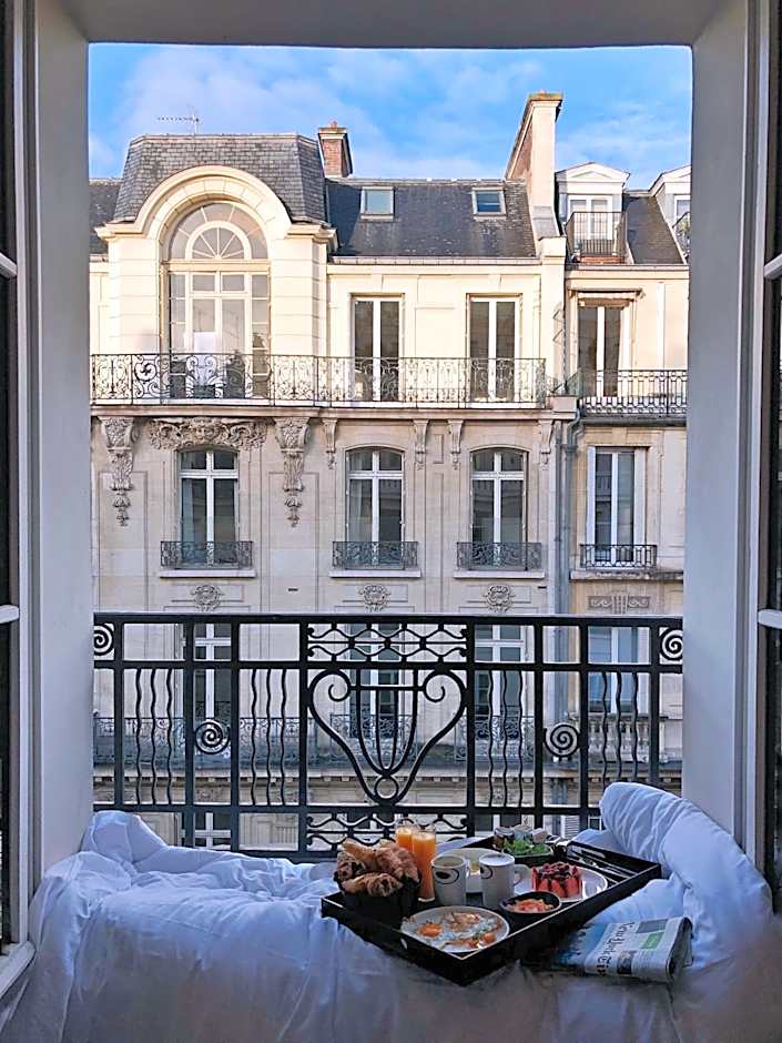 Hotel Marignan Champs-Elysees