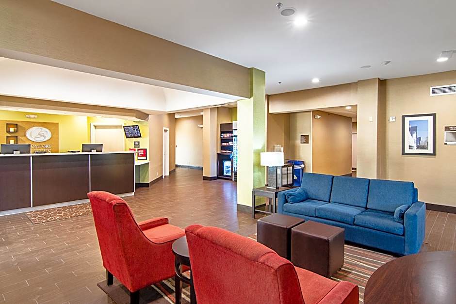 Comfort Suites NW Dallas Near Love Field