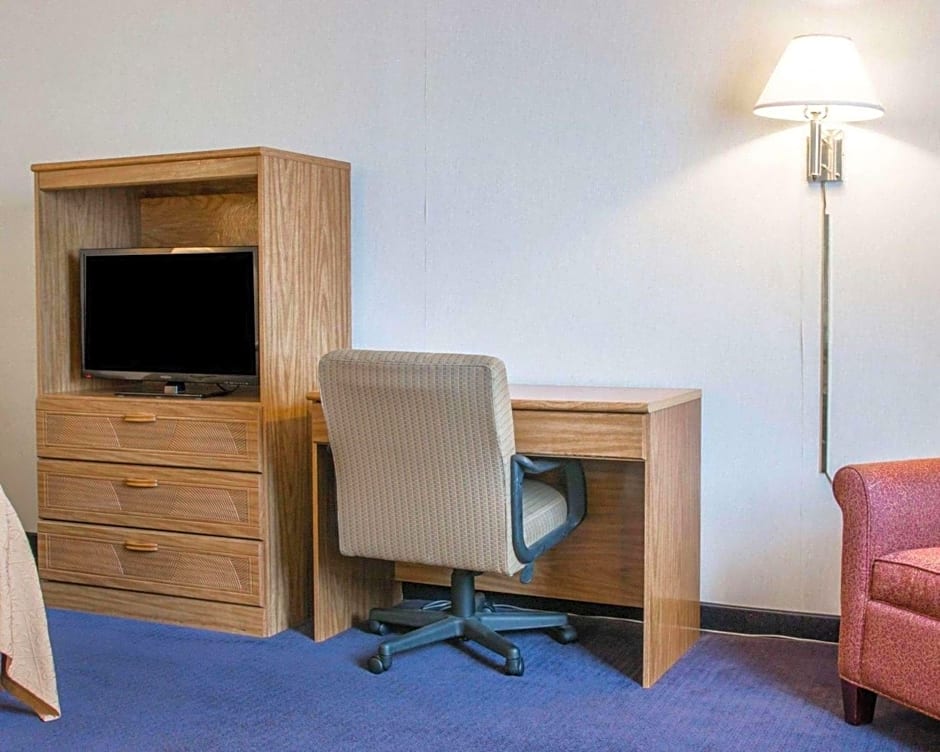 Quality Inn Hudsonville