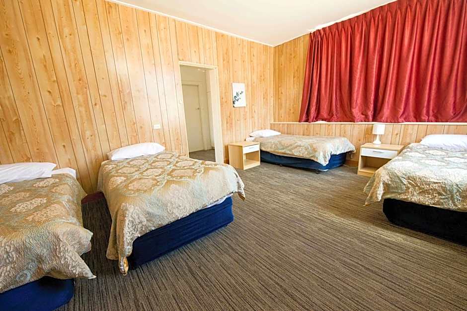 Jacksons Motor Inn