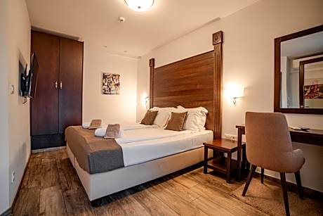 Double Room with Lake View