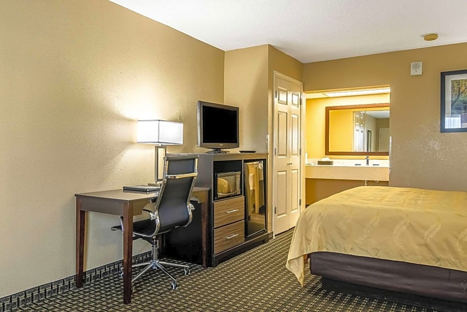 Quality Inn Perry - National Fairgrounds Area