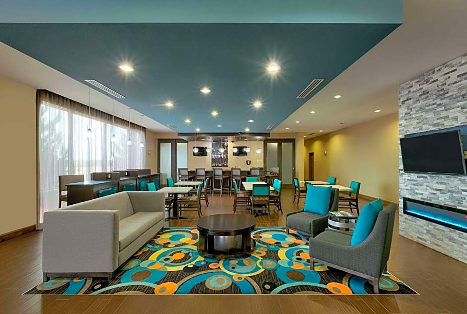 La Quinta Inn & Suites by Wyndham Clinton Historic Route 66