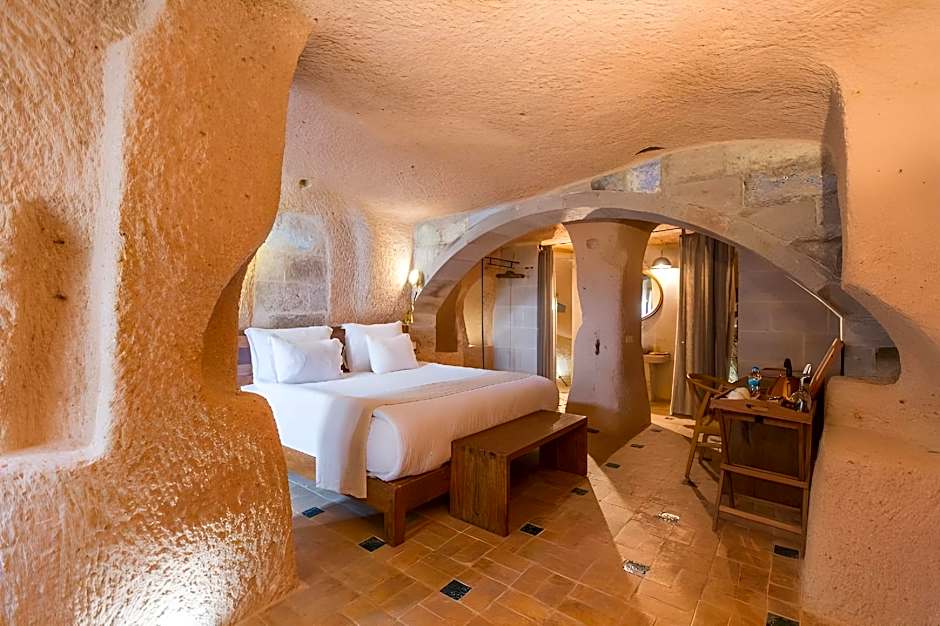 Millstone Cave Suites