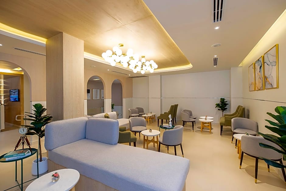 Pattaya Sea View Hotel