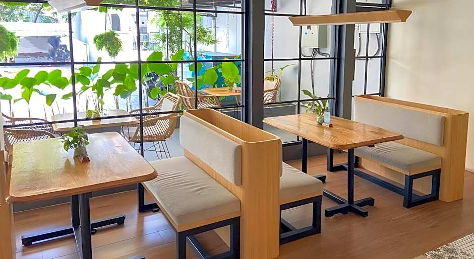 Masri Living by Daphna Management