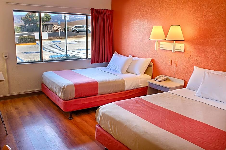 Motel 6-San Simeon, CA - Hearst Castle Area