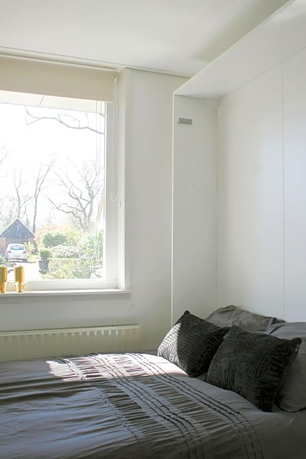 HOLTINGERHUYS Uffelte- Giethoorn! Tegen betaling Wellness!!!