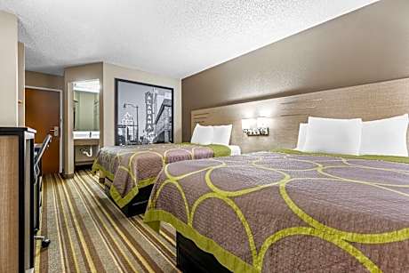 Queen Room with Two Queen Beds - Non-Smoking