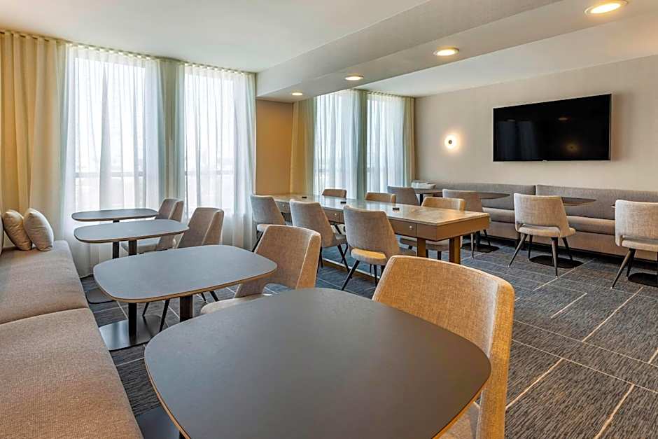 Sheraton Suites Old Town Alexandria