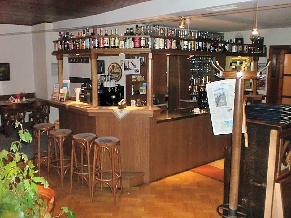 Hotel & Restaurant "Zum Firstenstein"