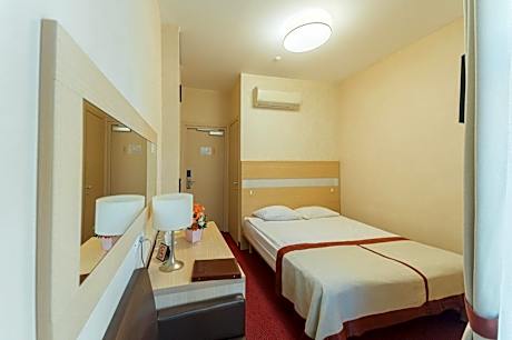 Classic Double or Twin Room