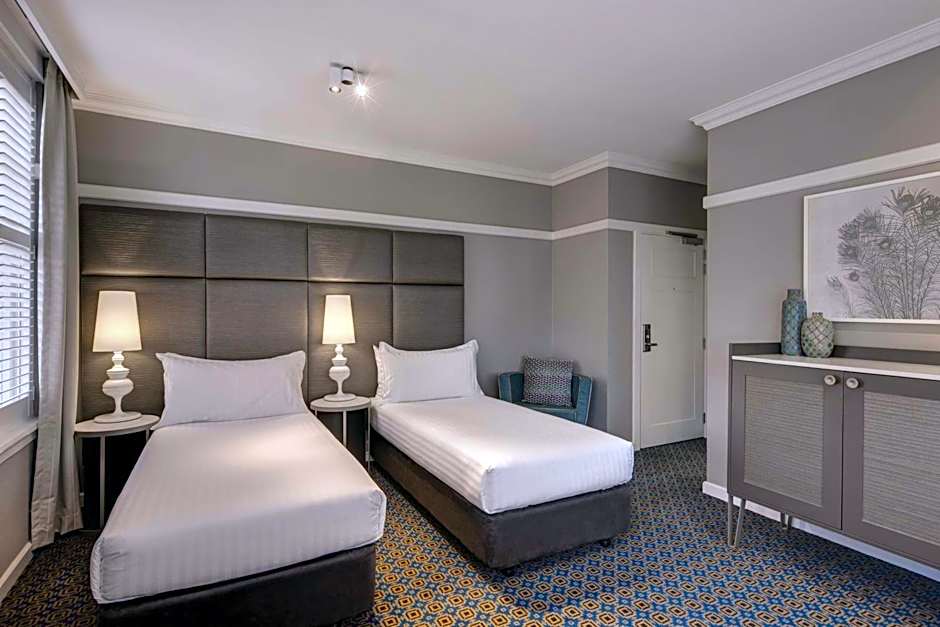 Hotel Kurrajong Canberra