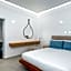 Hotel Thira