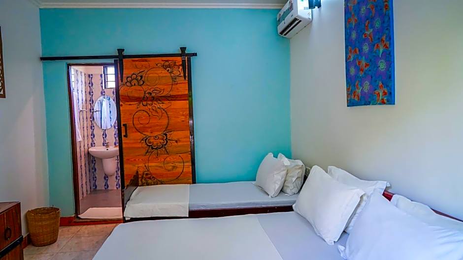 Nungwi House