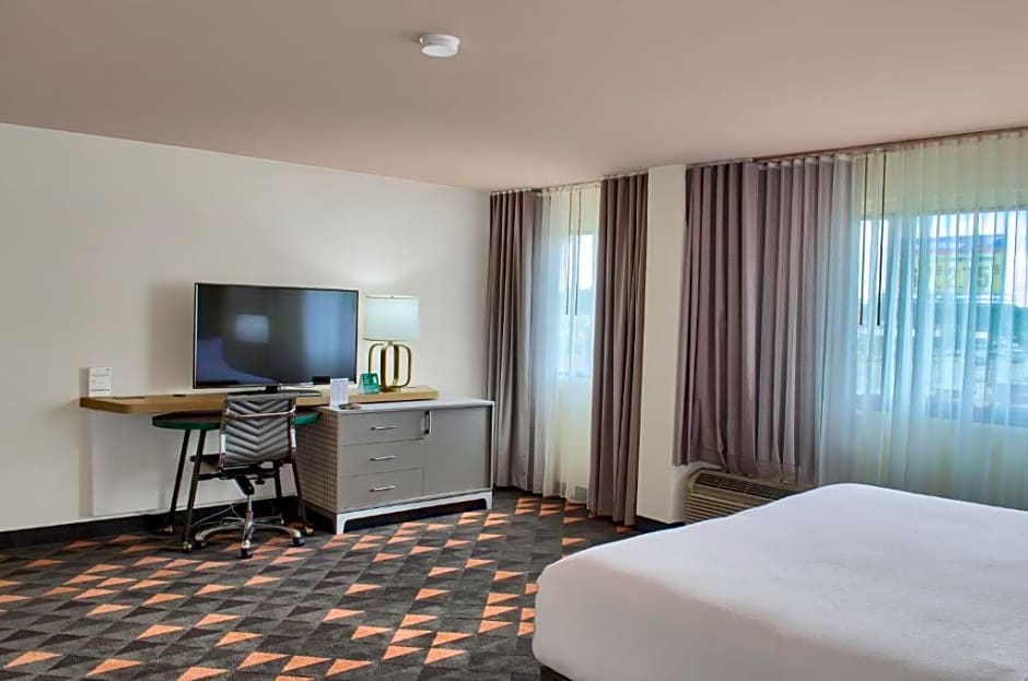 Holiday Inn Mobile West I-10 By IHG