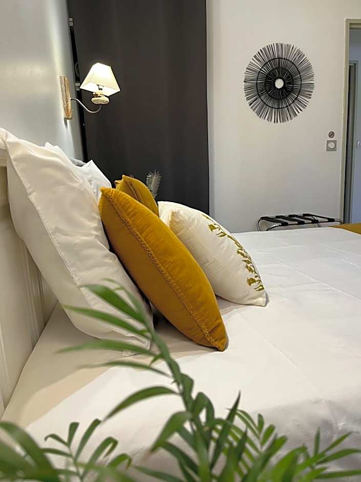 Logis Hôtel La Fenière