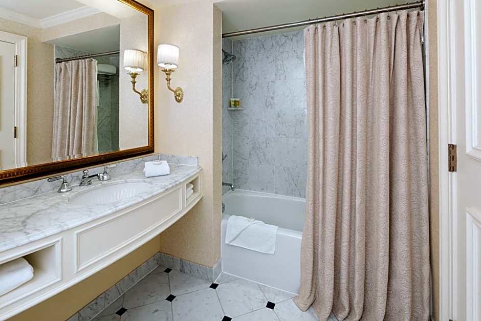 Washington Duke Inn & Golf Club