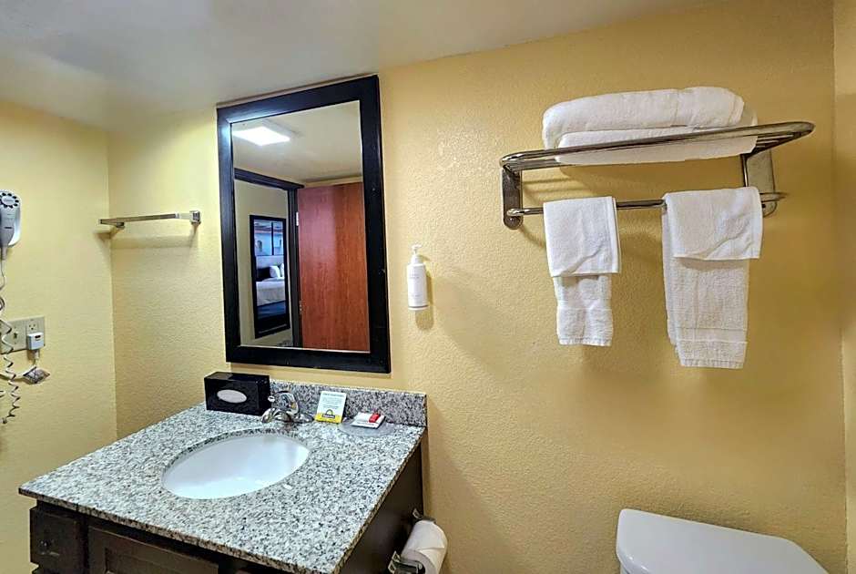 Days Inn by Wyndham New Orleans Pontchartrain
