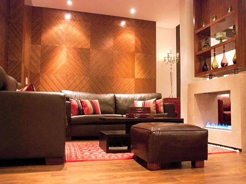 Ascot Boutique Hotel