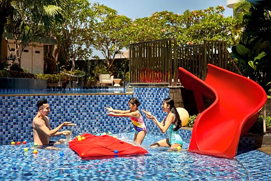 Four Points by Sheraton Surabaya, Tunjungan Plaza