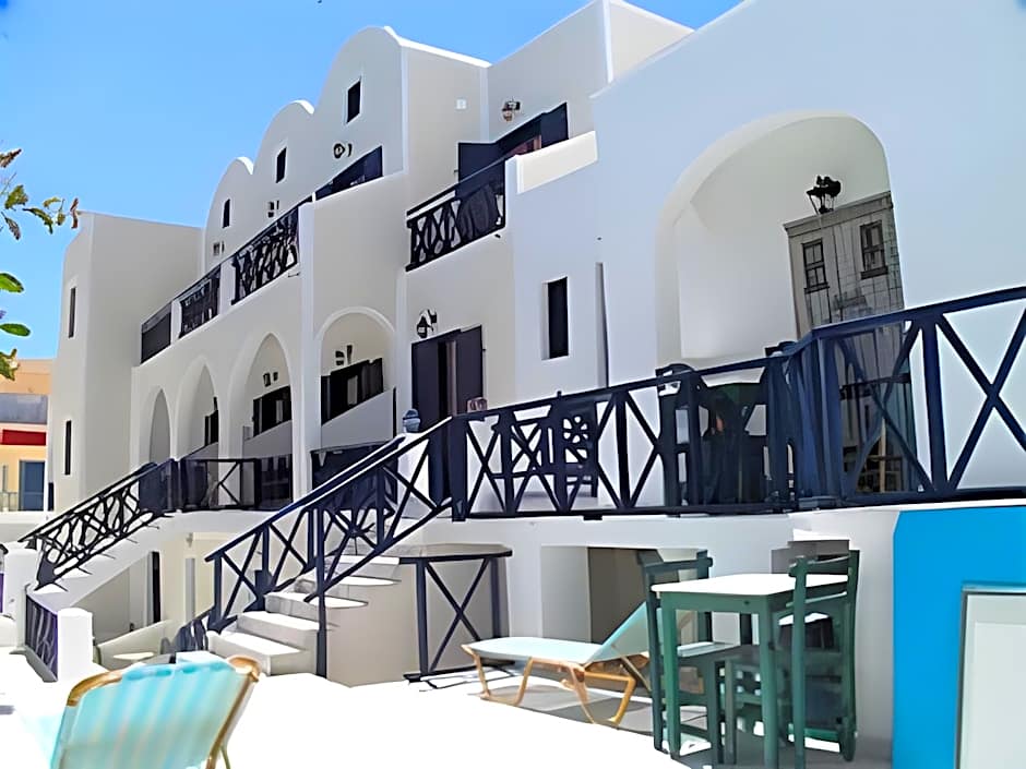 Anny Studios Perissa Beach