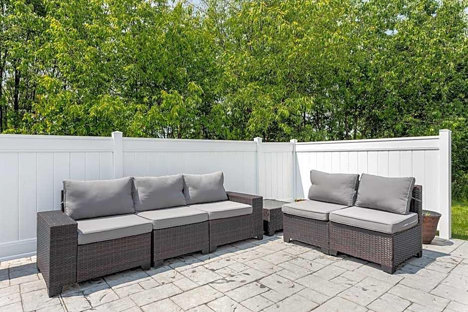 Spark by Hilton Clarion