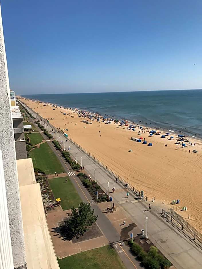 Sun & Sand Resort Oceanfront Suites