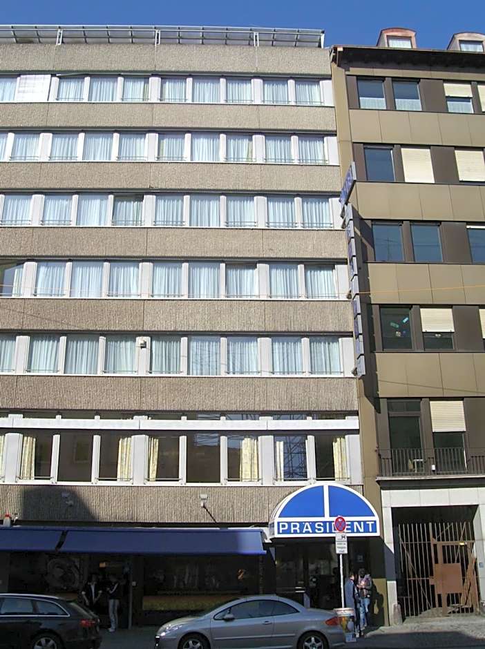 Superior Hotel Präsident