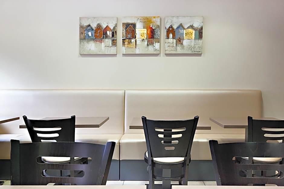 Hôtel SABLES D'O et son restaurant LE 16 BIS