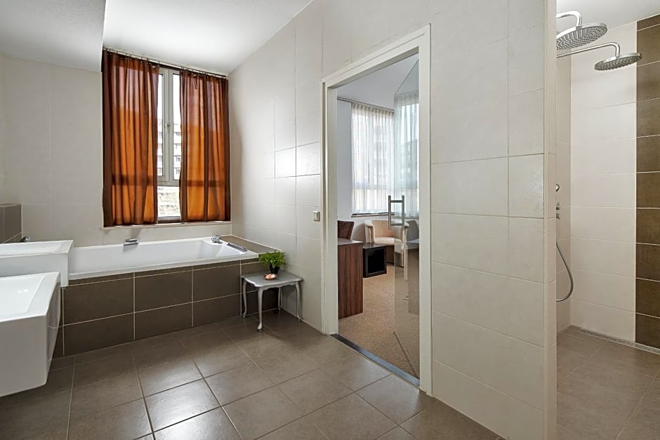 Hotel La Reine