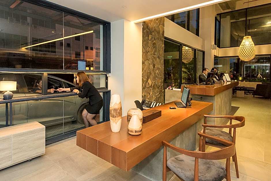 Jinhold Hotel & Serviced Apartment